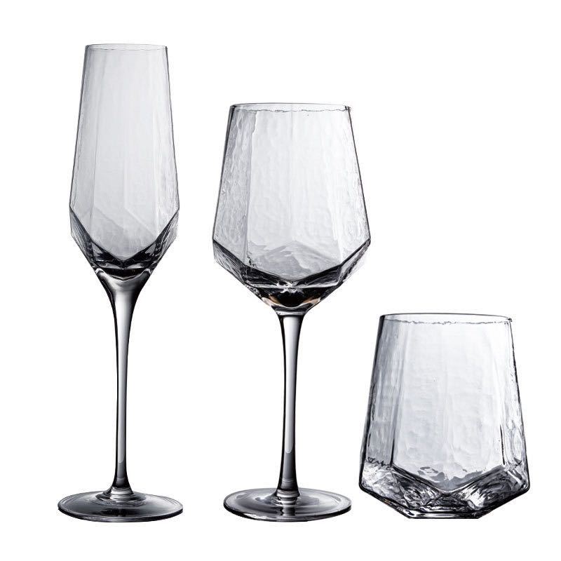 Wholesale Nordic Vintage Hammered Glass Wine Goblet